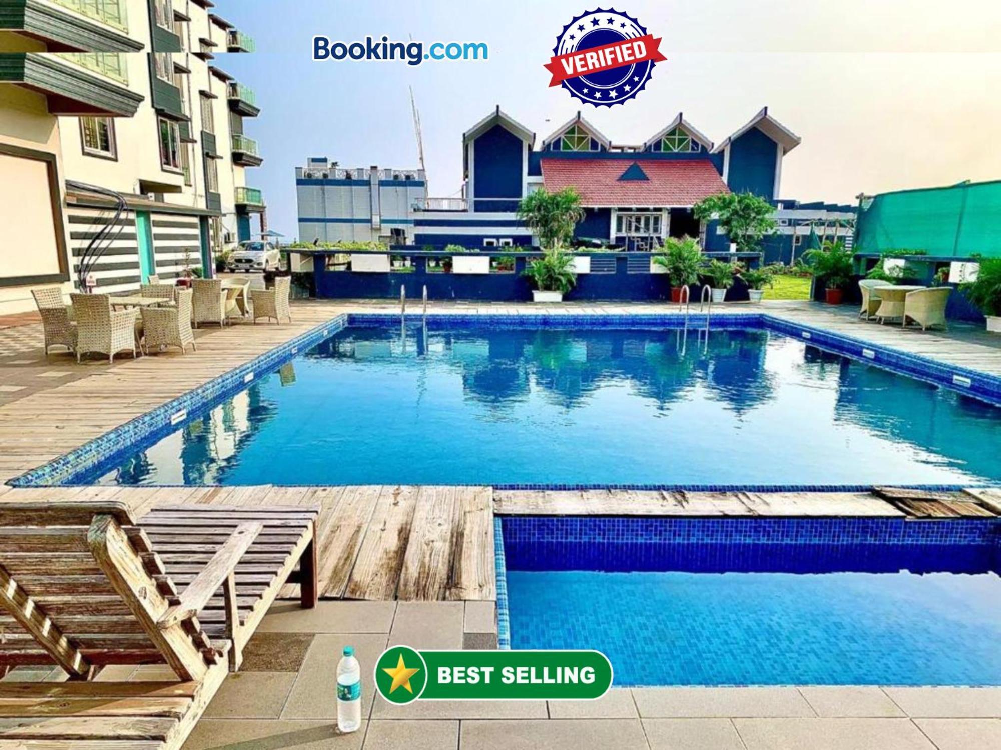 Gr Palace, In Front Of Sea-Beach With Breakfast, Swimming-Pool, Fully Air-Conditioned, Hotel With Parking Availability Puri Exterior foto